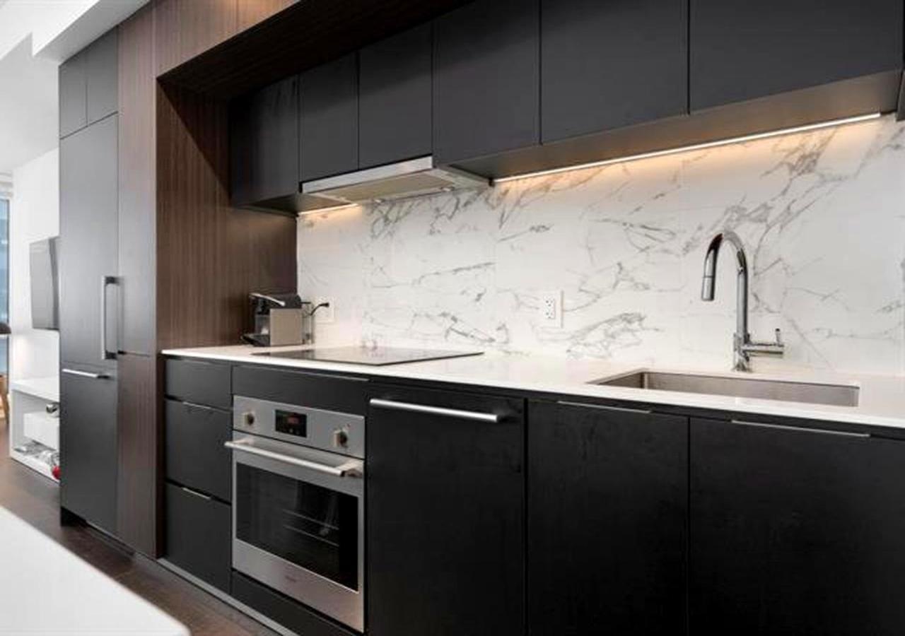 Spectacular Skyline Views - Downtown Montreal - Luxury Condo & Penthouse 객실 사진